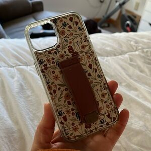 Walking Case Good Preowned condition IPhone 13 14 Harvest Fields pattern